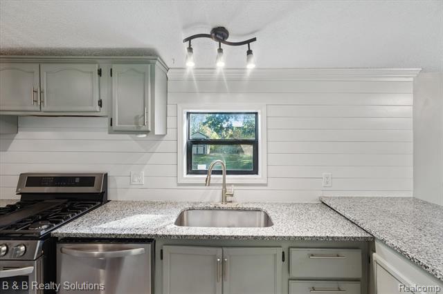 Builiding view eleven for 6692 Jones, North Branch, MI. 48461