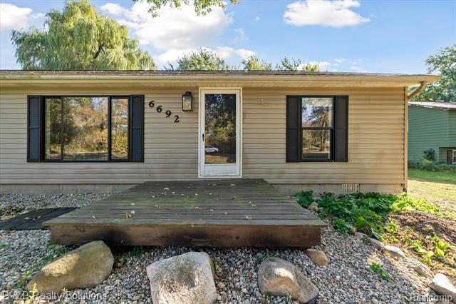 Builiding view four for 6692 Jones, North Branch, MI. 48461