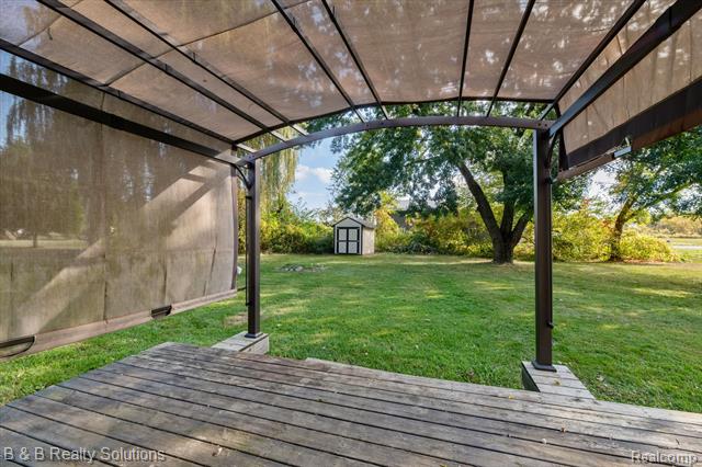 Builiding view twenty eight for 6692 Jones, North Branch, MI. 48461