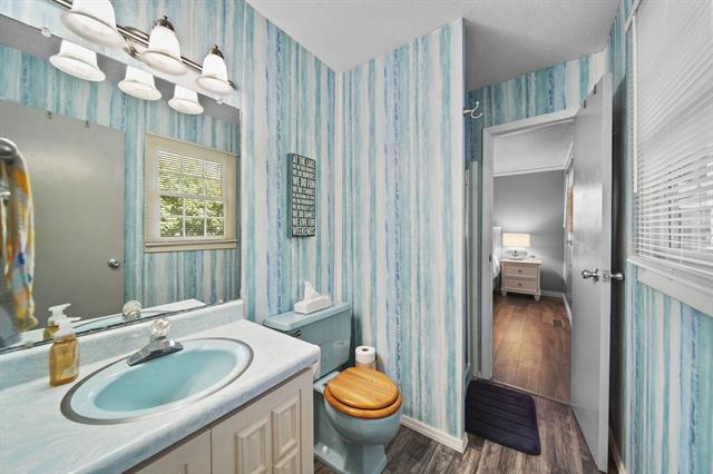 Builiding view nineteen for 536 Hickory, Coldwater, MI. 49036