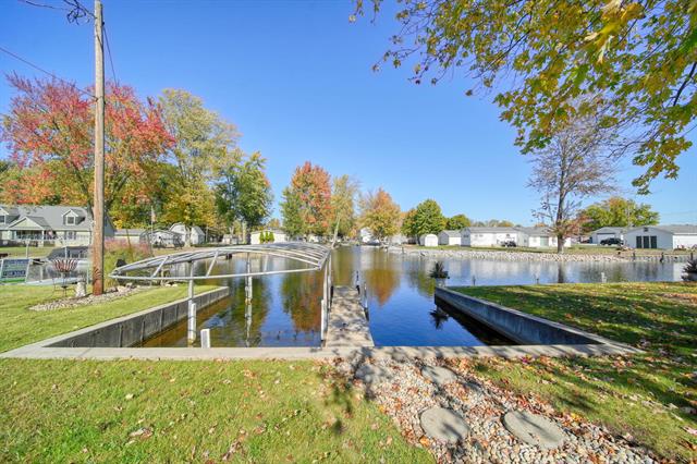 Builiding view thirty three for 536 Hickory, Coldwater, MI. 49036