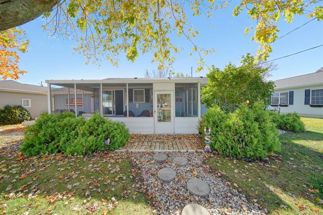 Builiding view thirty for 536 Hickory, Coldwater, MI. 49036