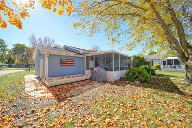 Builiding view twenty five for 536 Hickory, Coldwater, MI. 49036