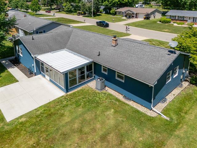 Builiding view forty three for 600 North, Marshall, MI. 49068