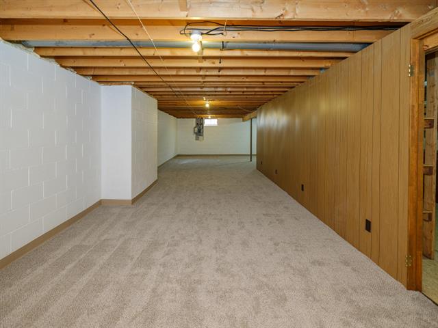 Builiding view twenty six for 600 North, Marshall, MI. 49068