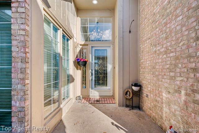 Builiding view four for 13359 Lillian Lane, Sterling Heights, MI. 48313