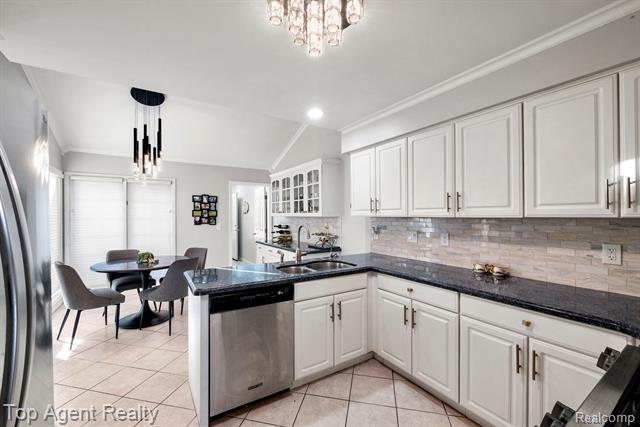 Builiding view fourteen for 13359 Lillian Lane, Sterling Heights, MI. 48313