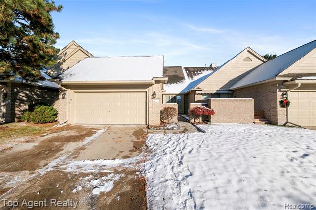 Builiding view one for 13359 Lillian Lane, Sterling Heights, MI. 48313