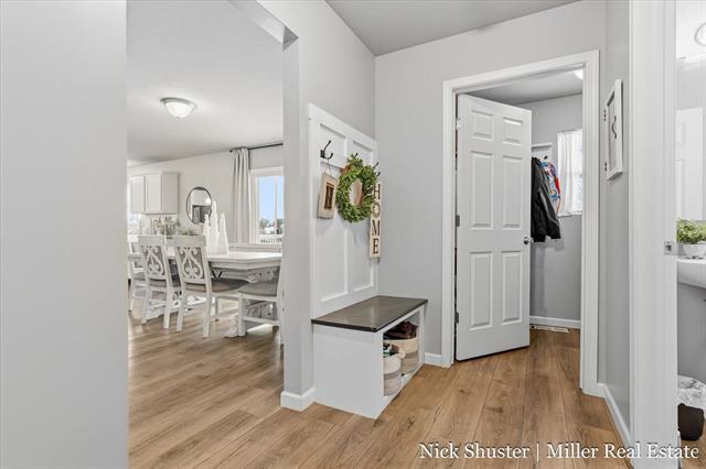 Builiding view fourteen for 210 Thornhill, Hastings, MI. 49058