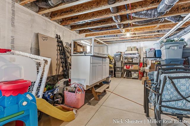 Builiding view twenty six for 210 Thornhill, Hastings, MI. 49058