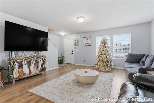 Builiding view two for 210 Thornhill, Hastings, MI. 49058