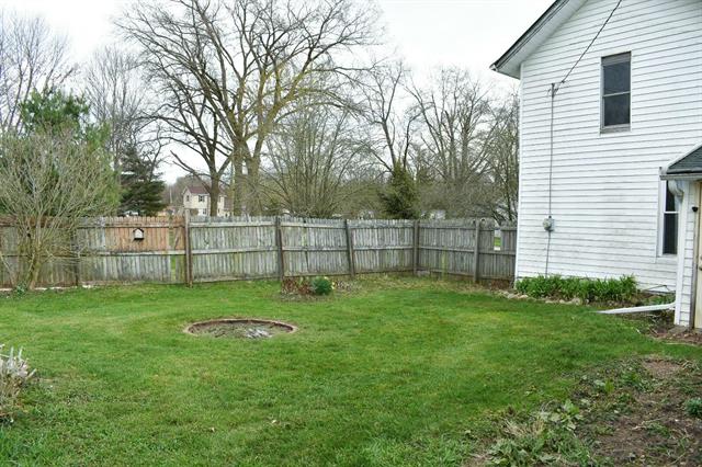 Builiding view fifteen for 325 Leroy, Burlington, MI. 49029