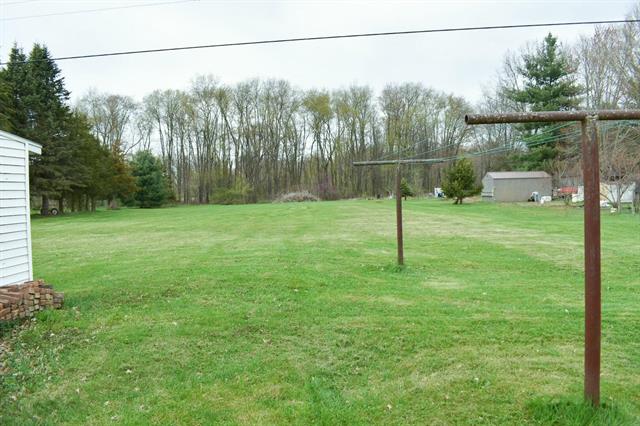 Builiding view seventeen for 325 Leroy, Burlington, MI. 49029