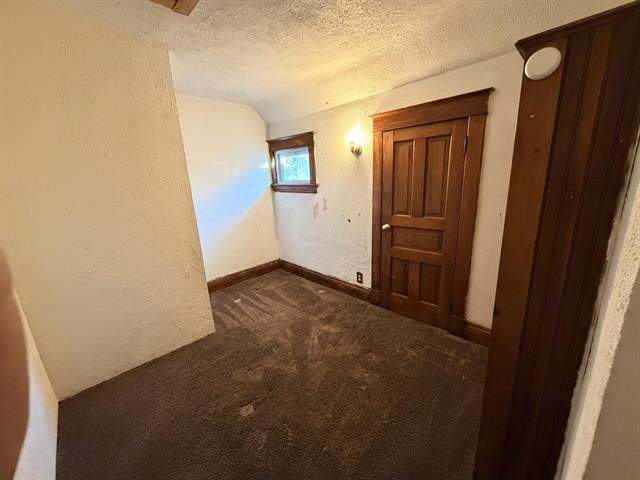 Builiding view fourteen for 718 Harrison, Kalamazoo, MI. 49007