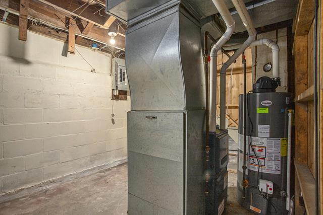 Builiding view ten for 1415 Hays Park, Kalamazoo, MI. 49001