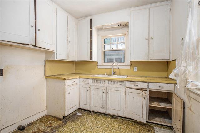 Builiding view three for 1415 Hays Park, Kalamazoo, MI. 49001