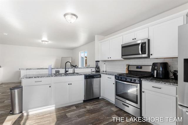 Builiding view sixteen for 1211 Jayberry, Holland, MI. 49424