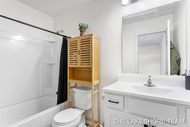 Builiding view twenty six for 1211 Jayberry, Holland, MI. 49424