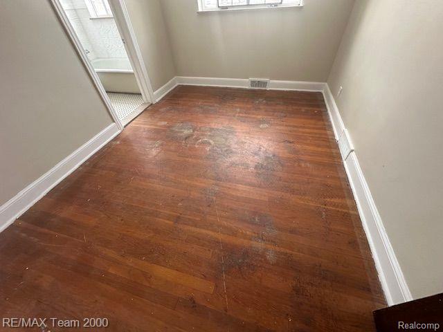 Builiding view thirty two for 18285 Birchcrest, Detroit, MI. 48221