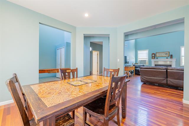 Builiding view eighteen for 404 Stryker, South Lyon, MI. 48178