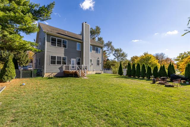 Builiding view forty nine for 404 Stryker, South Lyon, MI. 48178