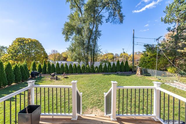 Builiding view four for 404 Stryker, South Lyon, MI. 48178