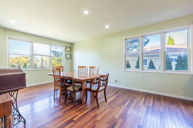 Builiding view nineteen for 404 Stryker, South Lyon, MI. 48178