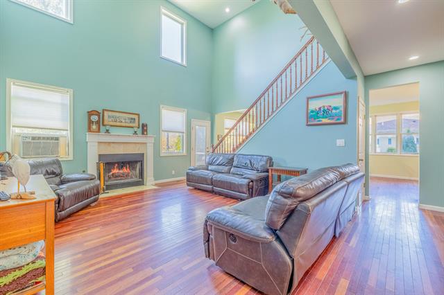 Builiding view one for 404 Stryker, South Lyon, MI. 48178