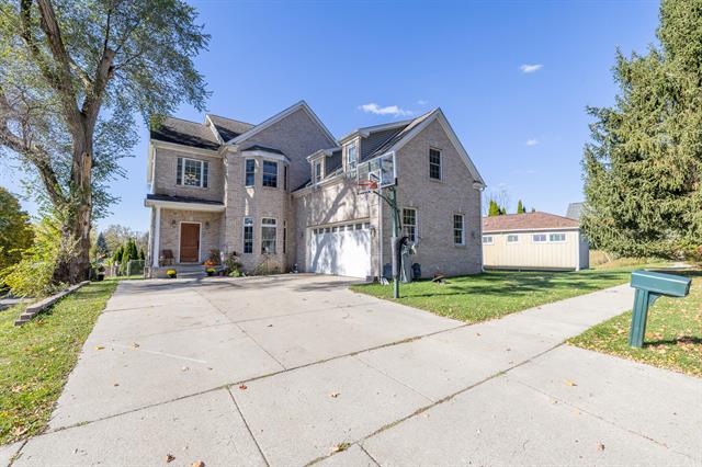 Builiding view thirty eight for 404 Stryker, South Lyon, MI. 48178