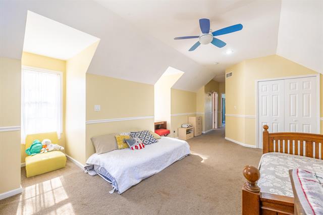 Builiding view thirty three for 404 Stryker, South Lyon, MI. 48178