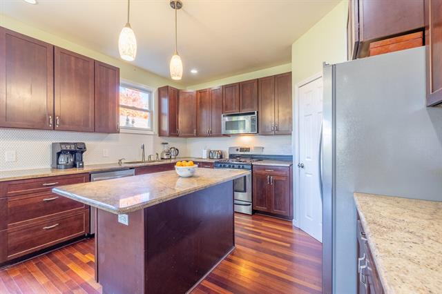 Builiding view twelve for 404 Stryker, South Lyon, MI. 48178