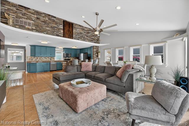 Builiding view eight for 560 Black Oaks, Howell, MI. 48843