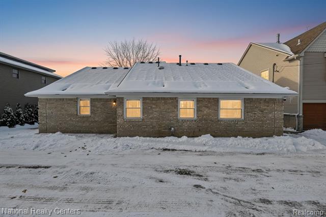 Builiding view three for 560 Black Oaks, Howell, MI. 48843