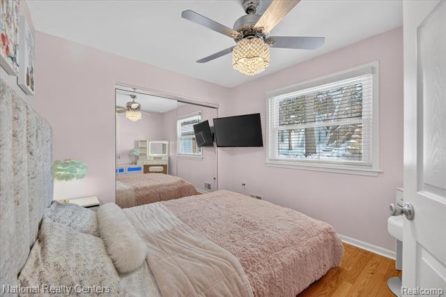 Builiding view twenty eight for 560 Black Oaks, Howell, MI. 48843