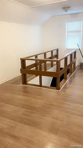 Builiding view four for 6387 Auburn, Detroit, MI. 48228