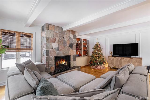 Builiding view eighteen for 5348 Mccandlish, Grand Blanc, MI. 48439