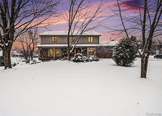 Builiding view one for 5348 Mccandlish, Grand Blanc, MI. 48439