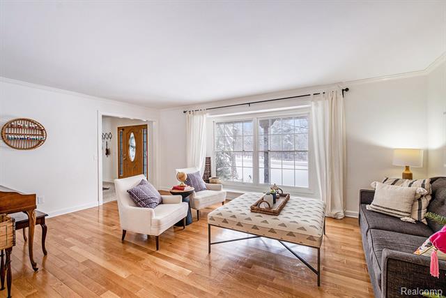 Builiding view ten for 5348 Mccandlish, Grand Blanc, MI. 48439