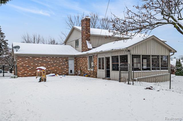 Builiding view thirty one for 5348 Mccandlish, Grand Blanc, MI. 48439