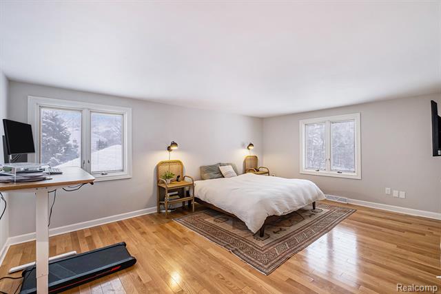 Builiding view twenty three for 5348 Mccandlish, Grand Blanc, MI. 48439