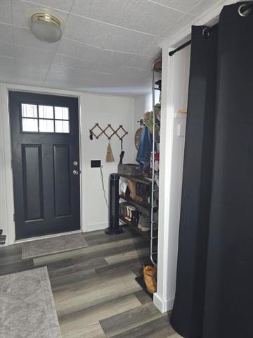 Builiding view eight for 4325 Indian, Battle Creek, MI. 49017