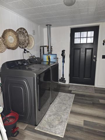 Builiding view seven for 4325 Indian, Battle Creek, MI. 49017