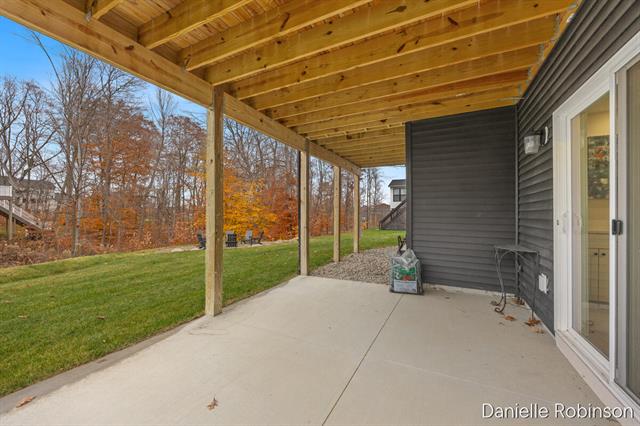 Builiding view thirty eight for 3361 Box Elder Drive, Jenison, MI. 49428