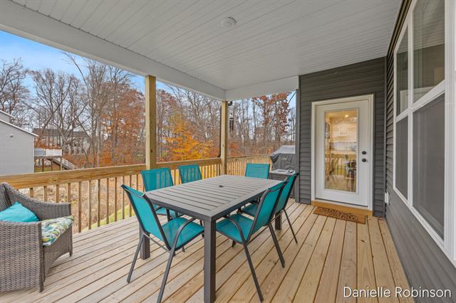 Builiding view thirty nine for 3361 Box Elder Drive, Jenison, MI. 49428