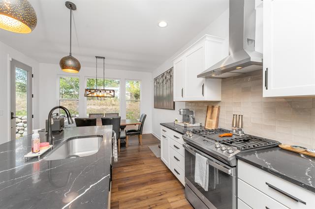 Builiding view six for 4228 Corvo, Kalamazoo, MI. 49006