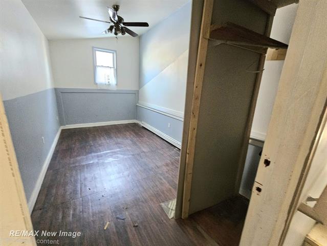 Builiding view thirteen for 505 Yale, Saginaw, MI. 48602