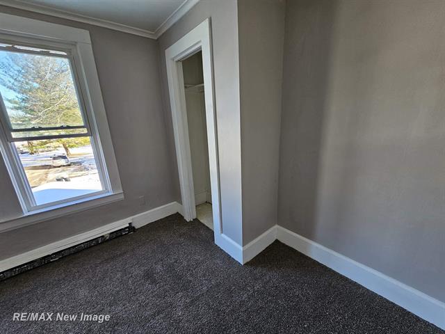 Builiding view thirty three for 505 Yale, Saginaw, MI. 48602