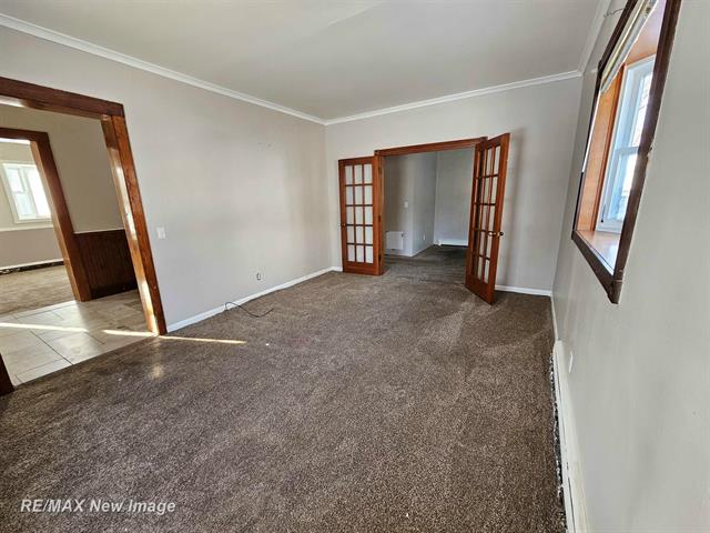 Builiding view twenty one for 505 Yale, Saginaw, MI. 48602