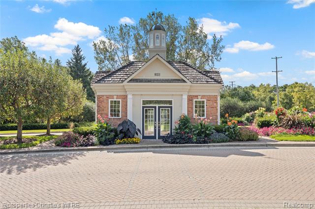 Builiding view forty six for 6166 Natures Cove, Grand Blanc, MI. 48439