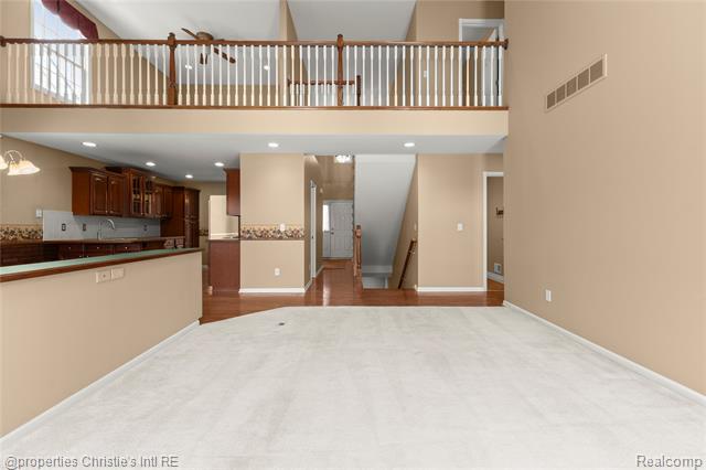 Builiding view ten for 6166 Natures Cove, Grand Blanc, MI. 48439